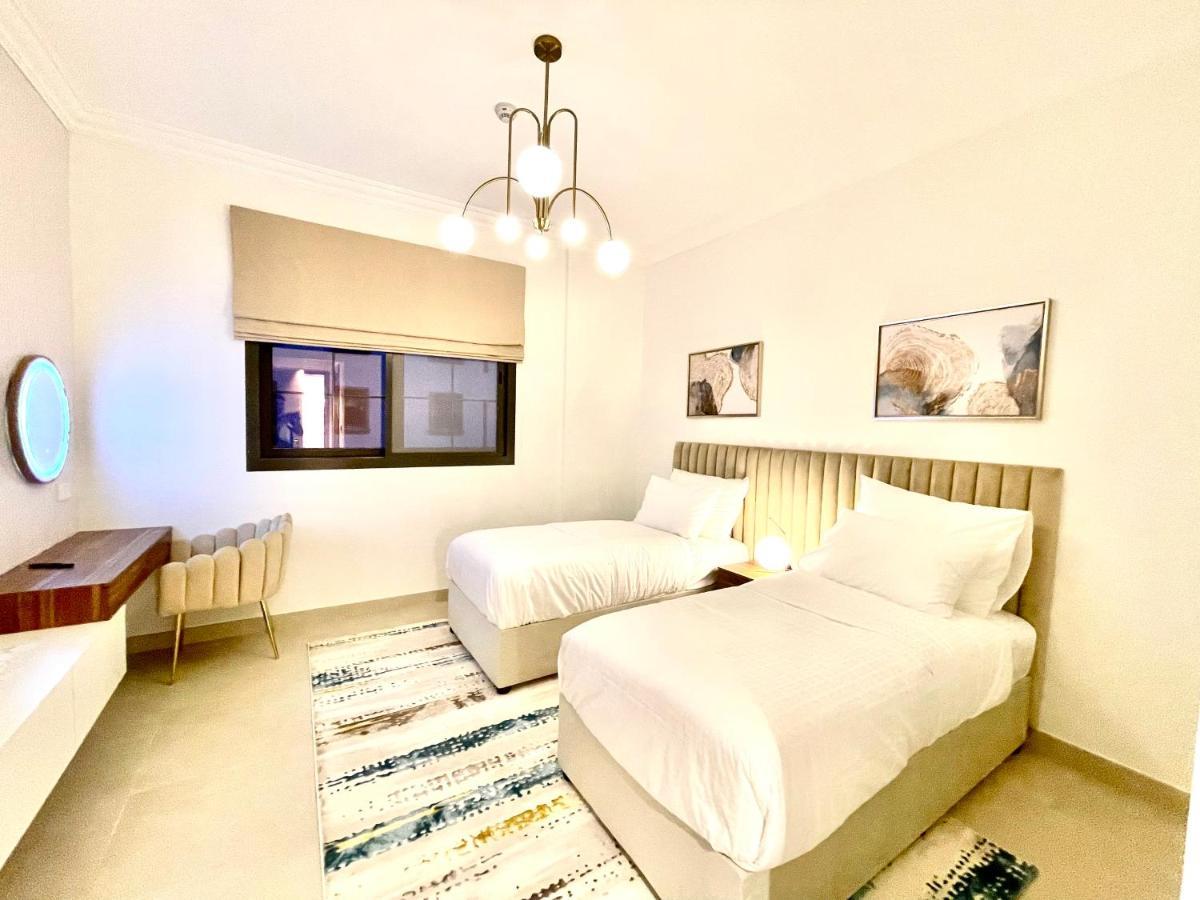 Goodwood Suites Homes Vacation Dubai Ngoại thất bức ảnh
